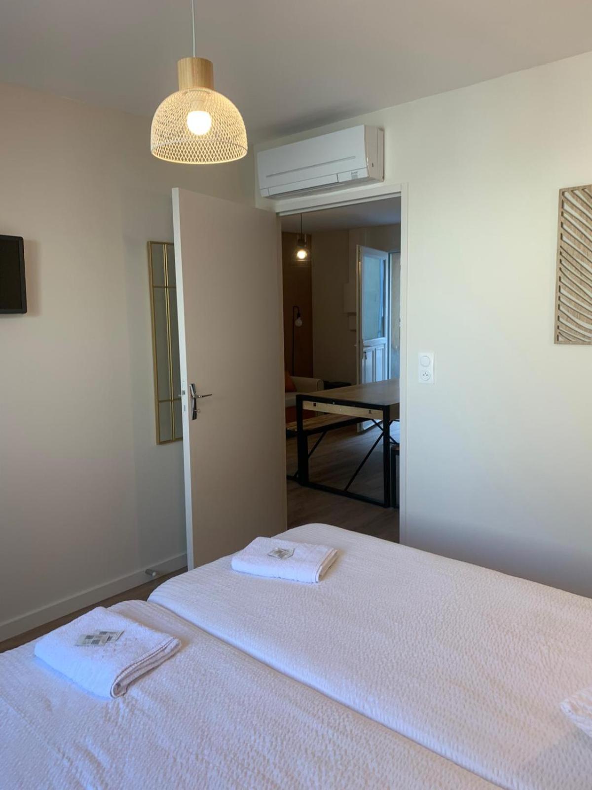 דיג'וין Hotel Des Docks מראה חיצוני תמונה
