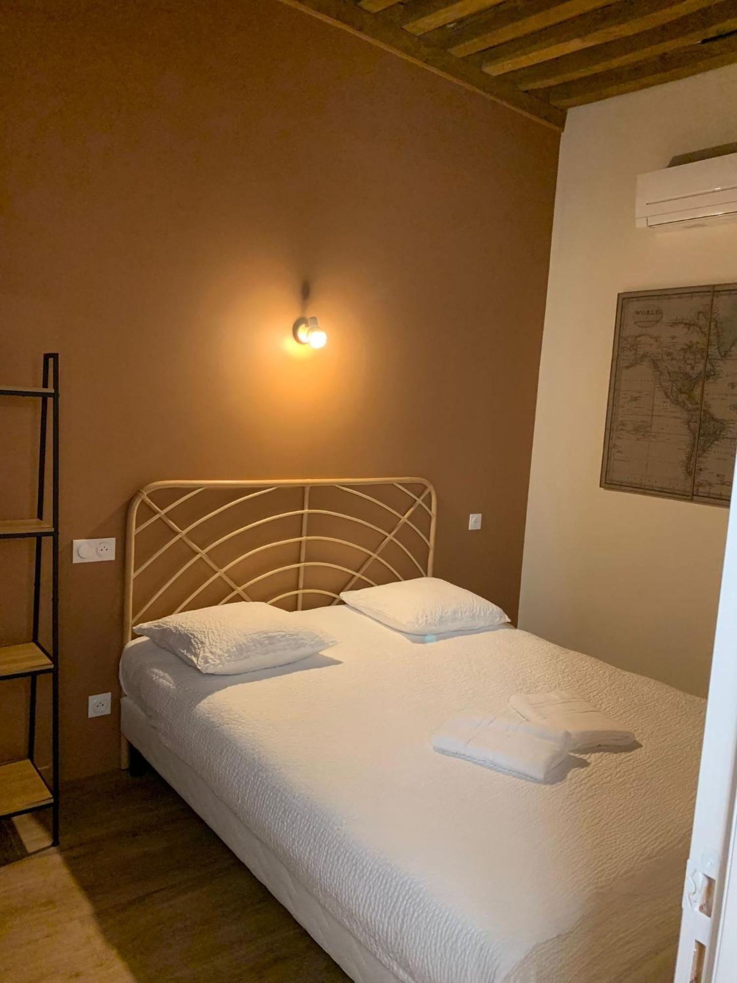 דיג'וין Hotel Des Docks מראה חיצוני תמונה